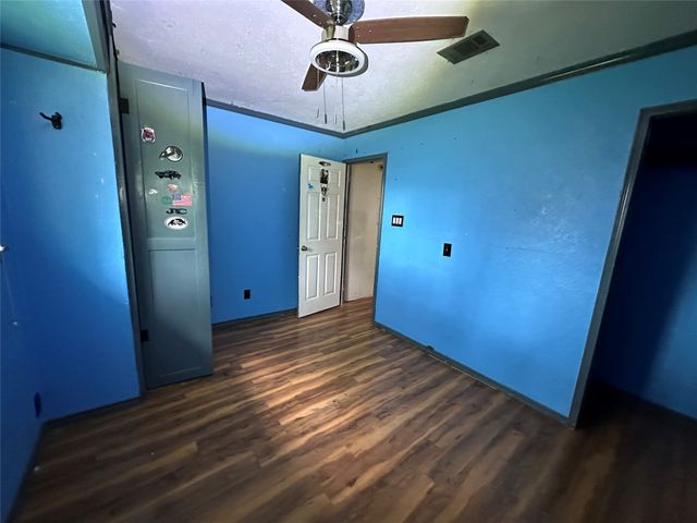 1202 Rebecca Lane, Arlington, TX 76014