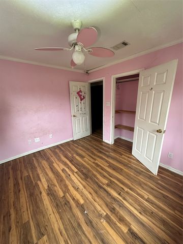 1202 Rebecca Lane, Arlington, TX 76014