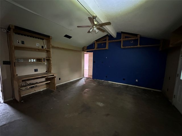 1202 Rebecca Lane, Arlington, TX 76014