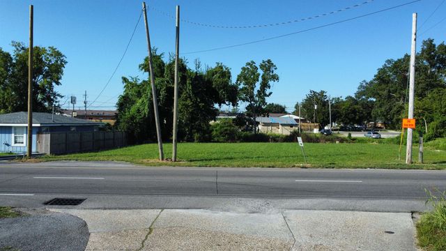 7154 Park Ave, Houma, LA 70360