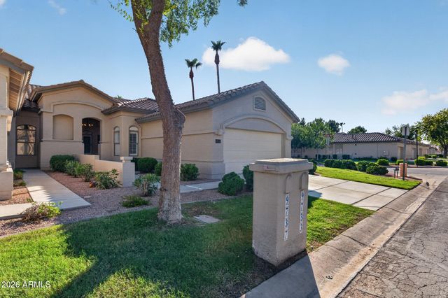 9733 E HOLIDAY Way, Sun Lakes, AZ 85248