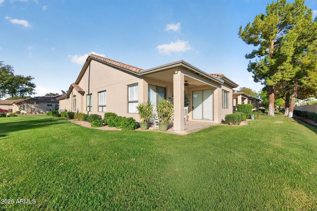 9733 E HOLIDAY Way, Sun Lakes, AZ 85248