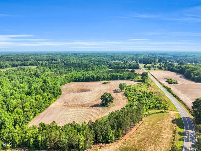 2044 Wire Road, Bunnlevel, NC 28323