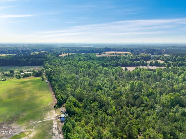 2044 Wire Road, Bunnlevel, NC 28323