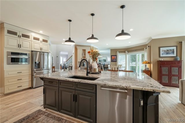 4990 Kraus Road, Clarence, NY 14031