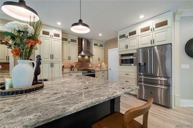 4990 Kraus Road, Clarence, NY 14031