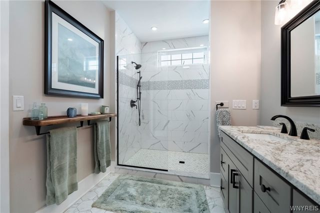 4990 Kraus Road, Clarence, NY 14031