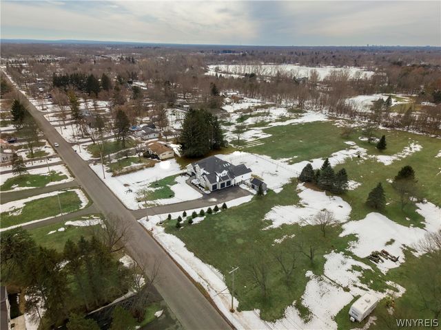 4990 Kraus Road, Clarence, NY 14031