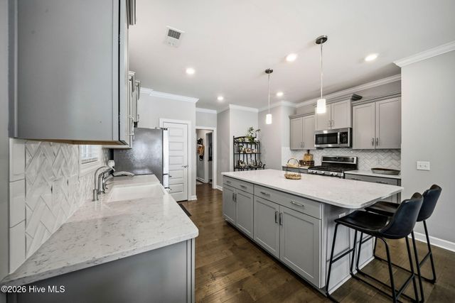 7163 Maple Leaf Drive, Wilmington, NC 28411