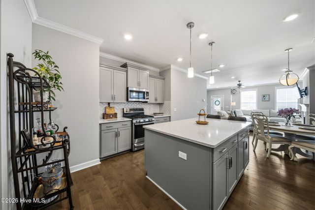 7163 Maple Leaf Drive, Wilmington, NC 28411