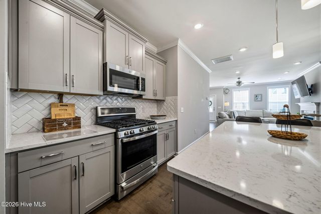 7163 Maple Leaf Drive, Wilmington, NC 28411