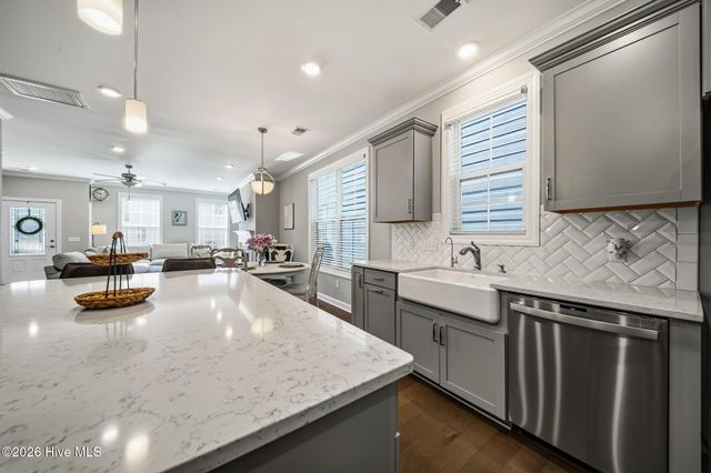 7163 Maple Leaf Drive, Wilmington, NC 28411