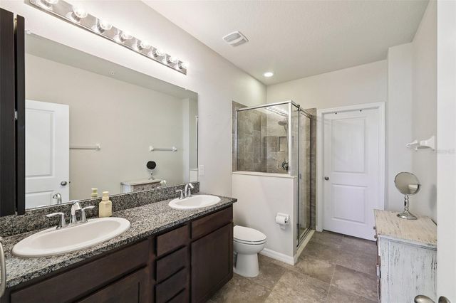 8382 ENCLAVE WAY 102, Sarasota, FL 34243