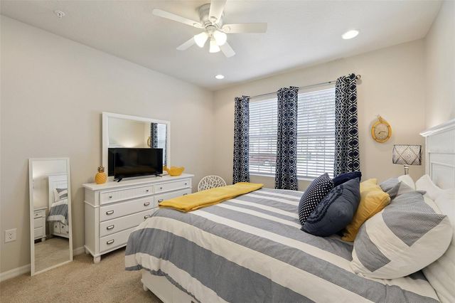 8382 ENCLAVE WAY 102, Sarasota, FL 34243