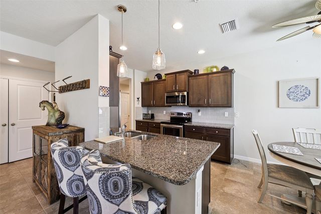 8382 ENCLAVE WAY 102, Sarasota, FL 34243