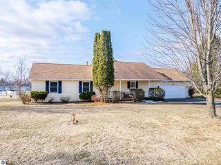 5865 Cherry Blossom Drive, Traverse City, MI 49685