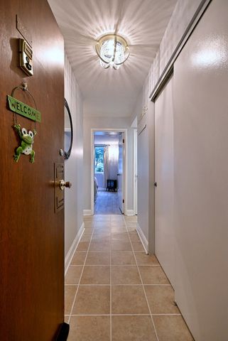 110 W Butterfield Road 309S, Elmhurst, IL 60126