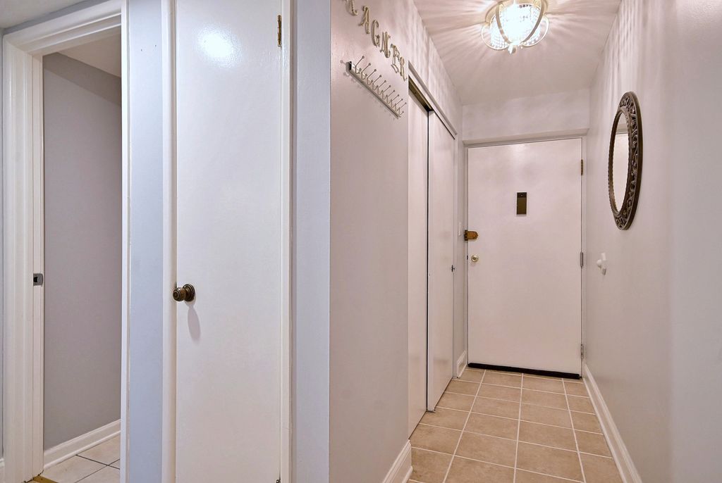 110 W Butterfield Road 309S, Elmhurst, IL 60126 — photo 4
