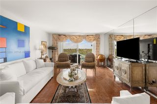 210 Sea View Drive 611, Key Biscayne, FL 33149