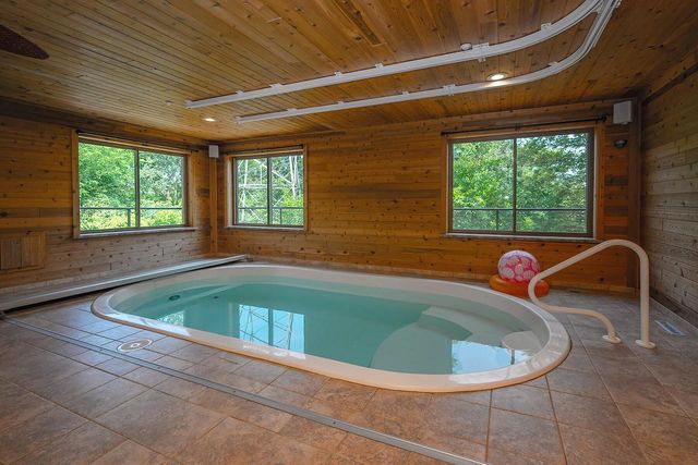 W303S10481 Sandy Beach ROAD, Mukwonago, WI 53149