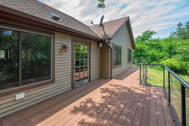 W303S10481 Sandy Beach ROAD, Mukwonago, WI 53149