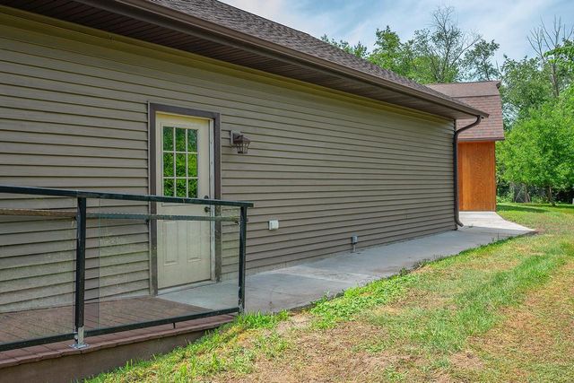 W303S10481 Sandy Beach ROAD, Mukwonago, WI 53149