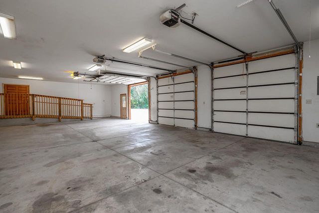W303S10481 Sandy Beach ROAD, Mukwonago, WI 53149