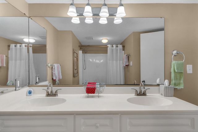 770 Sundial Court 400, Fort Walton Beach, FL 32548