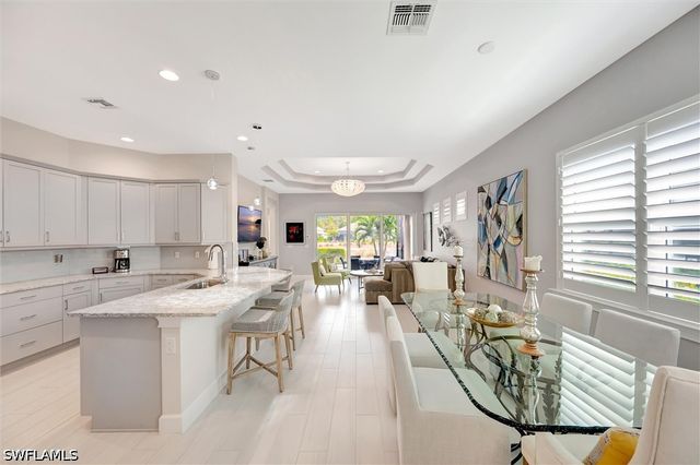 5743 Highbourne DR, Naples, FL 34113