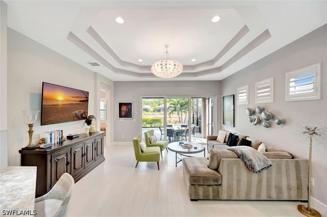 5743 Highbourne DR, Naples, FL 34113