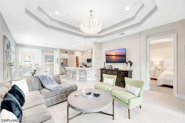 5743 Highbourne DR, Naples, FL 34113