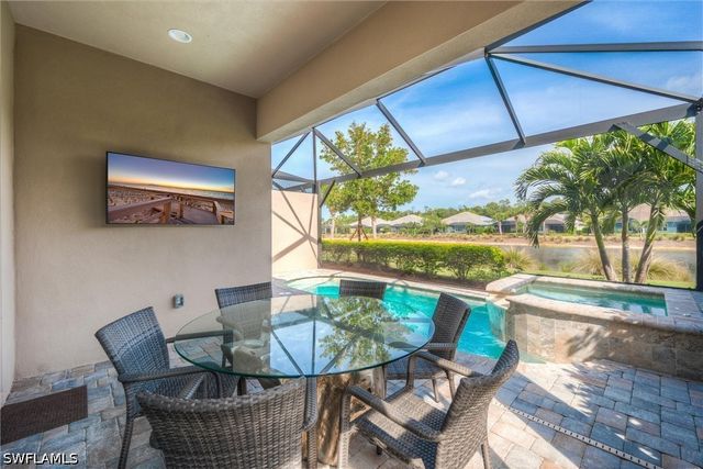 5743 Highbourne DR, Naples, FL 34113