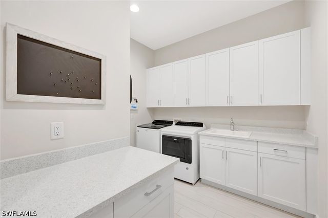 5743 Highbourne DR, Naples, FL 34113