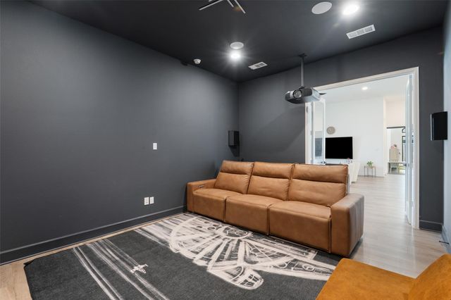 912 Rabbit Brush RD, Leander, TX 78641