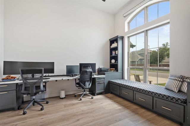 912 Rabbit Brush RD, Leander, TX 78641