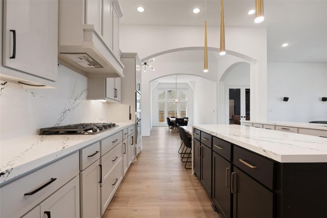 912 Rabbit Brush RD, Leander, TX 78641