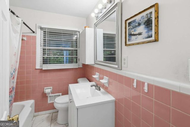 1101 Lloyd Drive, Forest Park, GA 30297