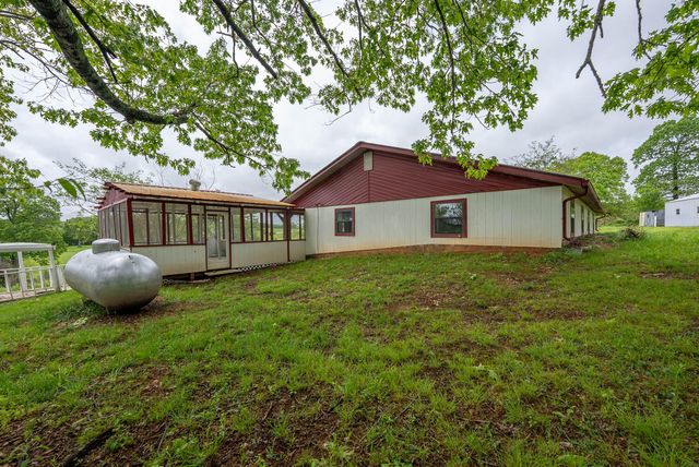 866 County Road 328, Thayer, MO 65791