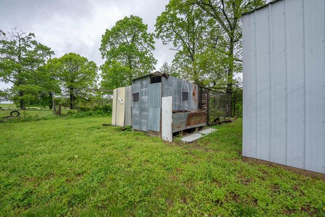 866 County Road 328, Thayer, MO 65791