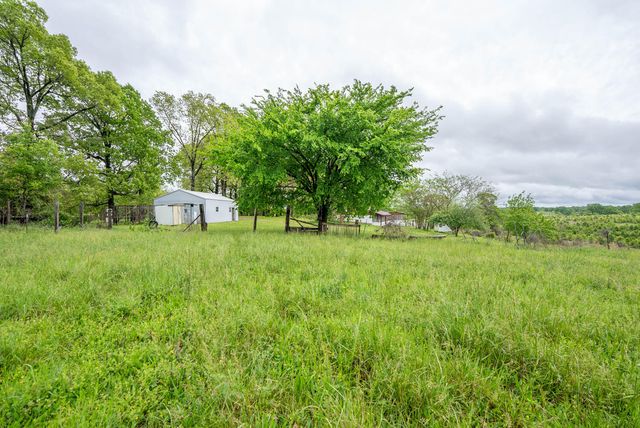 866 County Road 328, Thayer, MO 65791