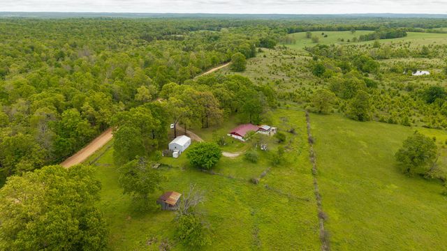 866 County Road 328, Thayer, MO 65791
