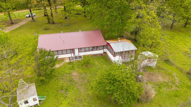 866 County Road 328, Thayer, MO 65791