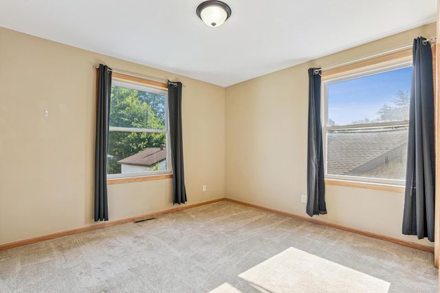 1661 Bush Avenue, Saint Paul, MN 55106