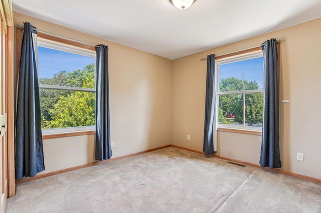 1661 Bush Avenue, Saint Paul, MN 55106