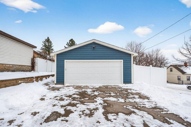 1661 Bush Avenue, Saint Paul, MN 55106