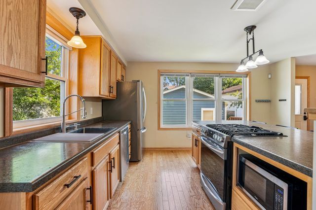 1661 Bush Avenue, Saint Paul, MN 55106