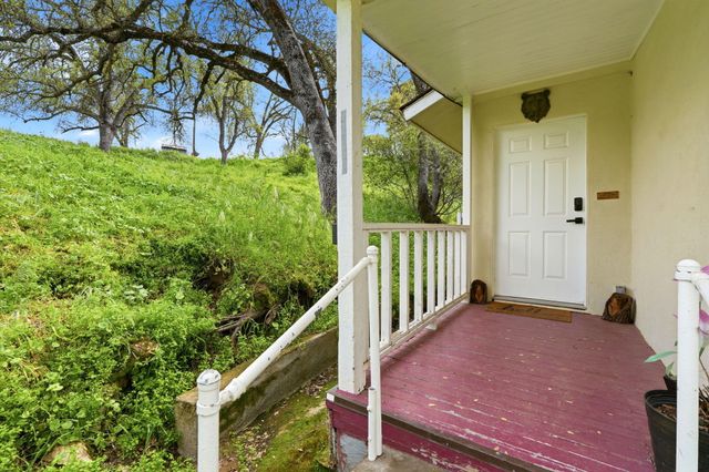 40709 Old Three Rivers Road, Three Rivers, CA 93271