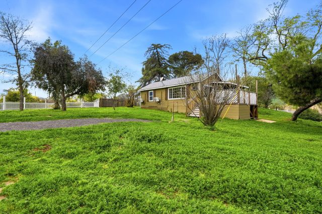 40709 Old Three Rivers Road, Three Rivers, CA 93271