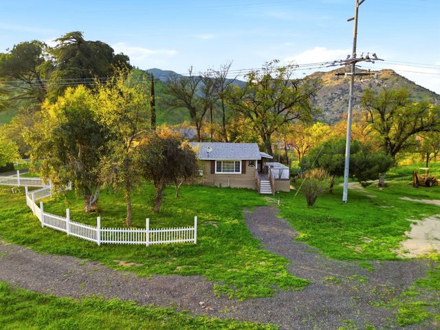 40709 Old Three Rivers Road, Three Rivers, CA 93271
