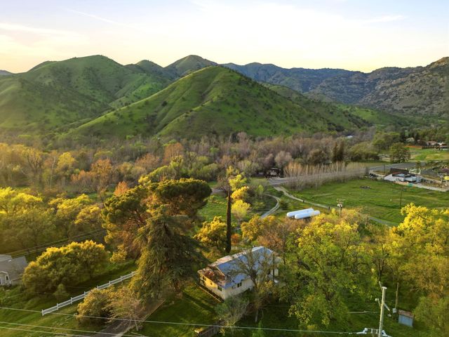 40709 Old Three Rivers Road, Three Rivers, CA 93271